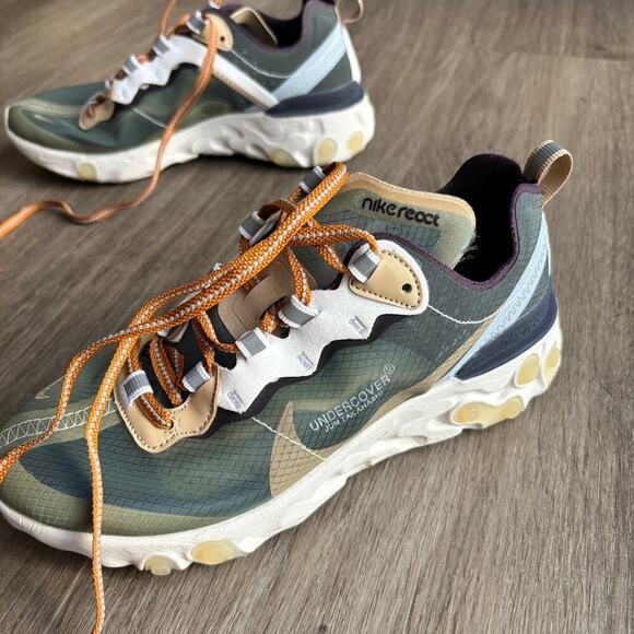 Nike Shoes - Nike React Element 87 Women's 6​​